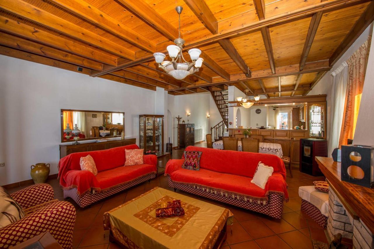 Frosos Beachfront Maisonette Acharavi Acharavi  Dış mekan fotoğraf