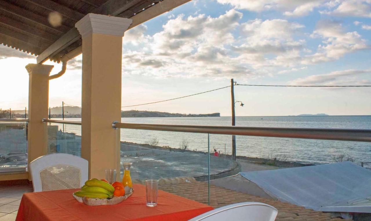 Frosos Beachfront Maisonette Acharavi Acharavi  Dış mekan fotoğraf